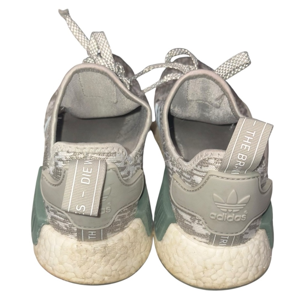 Adidas x Foot Locker NMD R1 sesame sneakers men’s size 6 athletic shoes green - Picture 5 of 7